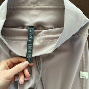 Vuori Daily Form drawstring leggings